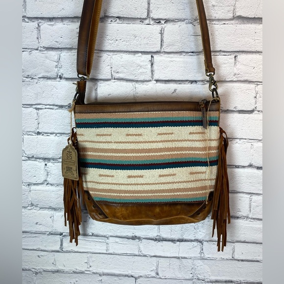 STS Palomino Millie Multi-Light Pink Serape Collection Crossbody Bag FRINGE NEW - Picture 9 of 11